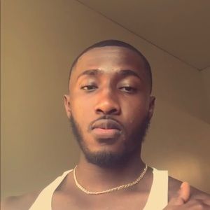 Meet your Posher, Connell